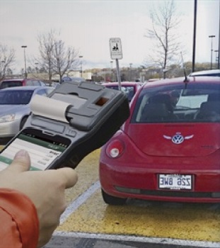 PDA mobile terminal helps with smart parking management